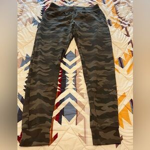 ZYIA Active Camouflage Joggers